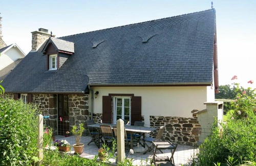 Sourdeval-les-Bois Autre | 70 m² Logement ∙ 2 chambres ∙ 4 personnes