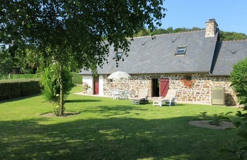 Sourdeval-les-Bois Autre | 70 m² Logement ∙ 2 chambres ∙ 4 personnes