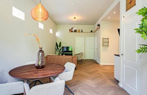 Weesperzijde Appartement | 70 m² Appartement ∙ 2 chambres ∙ 4 personnes