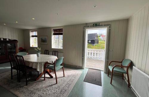 Hofsos Appartement | 70 m² Appartement ∙ 2 chambres ∙ 6 personnes