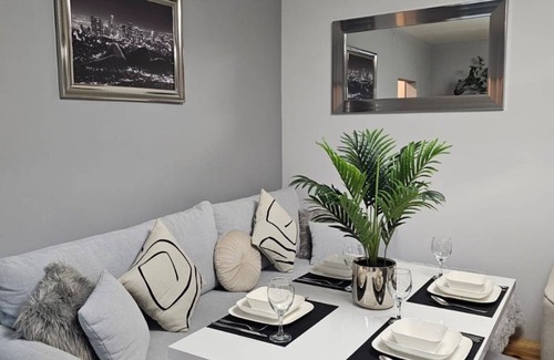 Zyrardow Appartement | 70 m² Appartement ∙ 2 chambres ∙ 6 personnes
