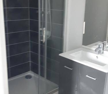 Elbeuf Appartement | 70 m² Appartement ∙ 4 chambres ∙ 8 personnes