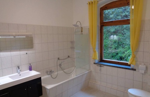 Probstzella-Lehesten-Marktgolitz Appartement | 70 m² Appartement ∙ 3 chambres ∙ 3 personnes