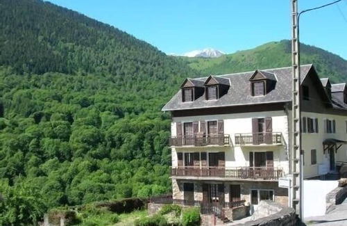 Peyragudes Appartement | Appart 70 m², grande terrasse, parking, entouré de montagnes à 980m d'altitude.