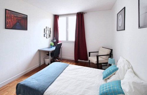 18th Arrondissement Station Balnéaire | 70 m² Chambre privée ∙ 1 chambre ∙ 3 personnes