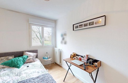 Poitiers Station Balnéaire | 70 m² Chambre privée ∙ 1 chambre ∙ 1 personne