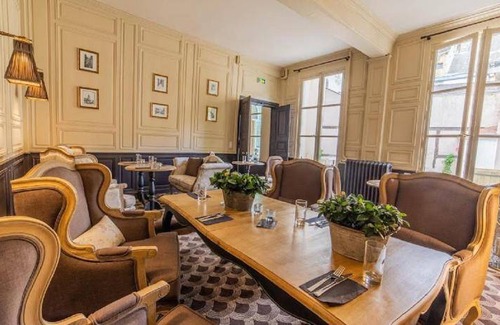 Chartres Appartement | 70 m² Résidence de tourisme ∙ 2 chambres ∙ 10 personnes