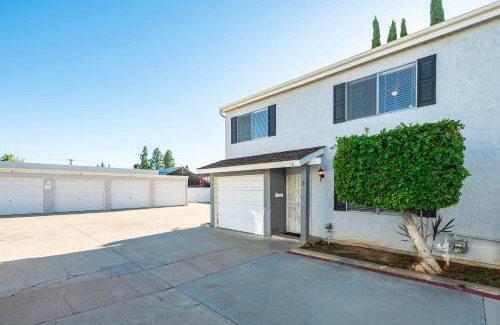 Charter Oak Maison | 734 Glendora