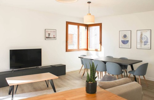 Saint-Denis Appartement | 74 m² Appartement ∙ 6 chambres ∙ 8 personnes
