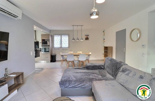 Bourg-de-Peage Maison | 75 m² Gîte ∙ 2 chambres ∙ 4 personnes