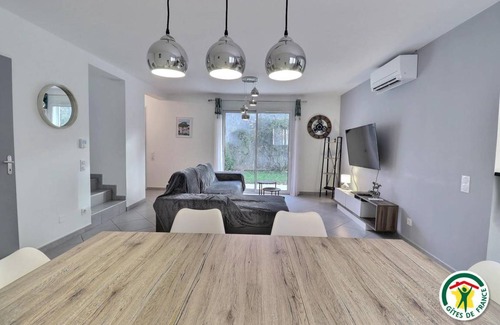 Bourg-de-Peage Maison | 75 m² Gîte ∙ 2 chambres ∙ 4 personnes
