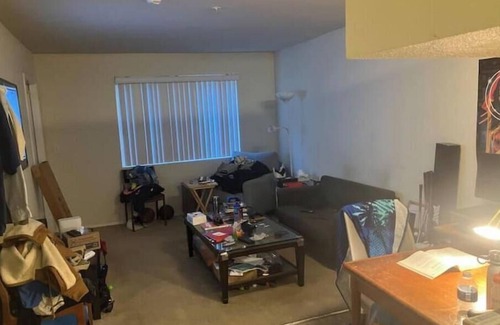 Contra Costa County Appartement | 750 sq ft, carpeted, futon.