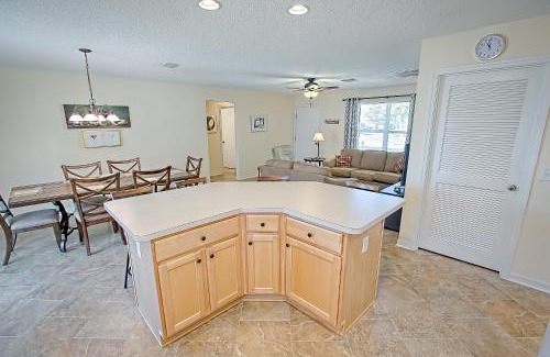 Lynnhaven Maison | 769 Z3a VILLAGE OF LYNNHAVEN
