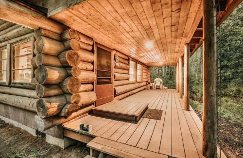 Warnick Maison | 76GS - Genuine Log Cabin - WiFi - Pets Ok - Sleeps 4 home