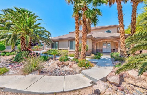 Spring Valley Maison | 777Rentals - 10BR/7BA - West Strip Paradise