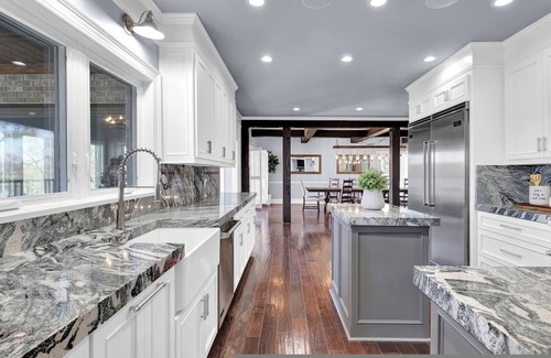 Macon Maison | 7BR Lakefront Haven Pool Hot Tub Gated 4acres