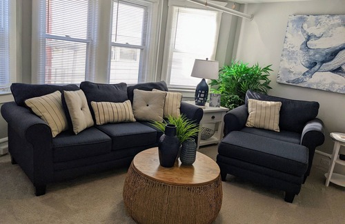 North End Copropriété | 7th & Central-Cozy 2bed/1bath 1st floor condo