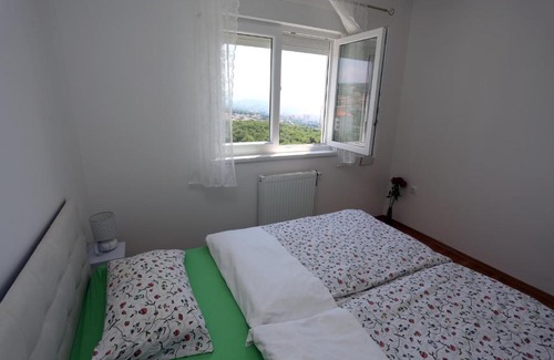 Sarsoni Appartement | 7th Heaven