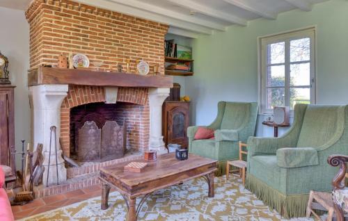 Vattetot-sur-Mer Maison | 8 Bedroom Nice Home In Vattetot-Sur-Mer