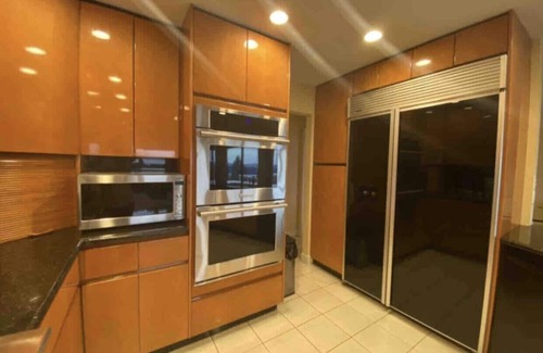 West Vancouver Maison | 8 bedrooms,12 beds with amazing view & pool in Vancouver
