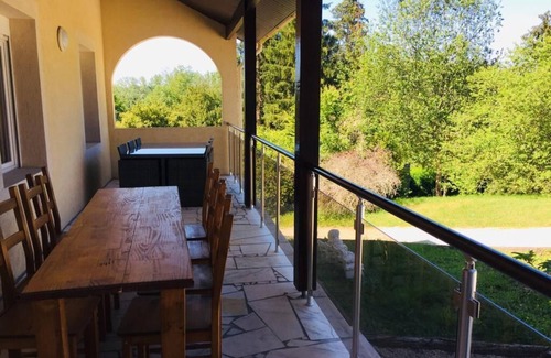 Chateau-Renard Maison | 8 Cbres/jacuzzi 6 places/petanque/billiards/babyfoot 1h30 from Paris
