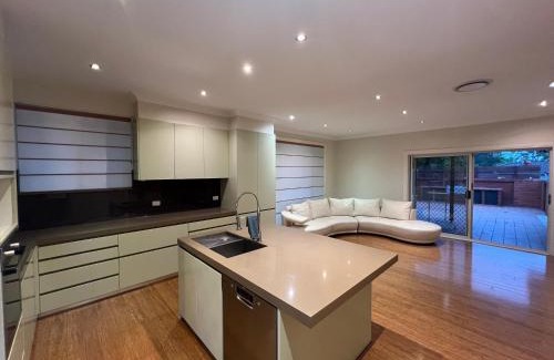 Beecroft Maison | 8 Blue Room
