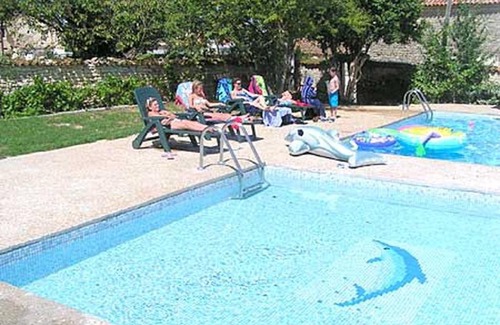 Duil-sur-le-Mignon Maison | 8 Gite Complex, 53 People maximum , Marriage, Birthdays, family get togethers