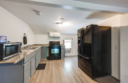 Bath Appartement | 8 Mi to Keuka Lake: Walkable Apartment in Bath