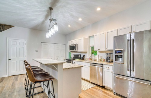 Silver Springs Cottage | 3 Mi to Silver Springs State Park: Home w/ Grill!