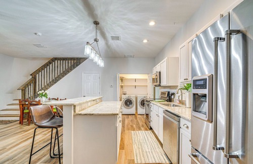Silver Springs Cottage | 3 Mi to Silver Springs State Park: Home w/ Grill!