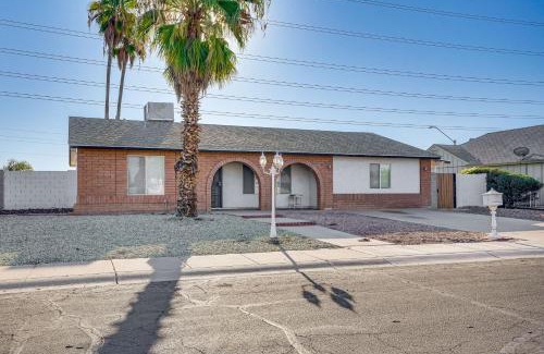 Phoenix Maison | 8 Mi to State Farm Stadium Glendale Home with Grill