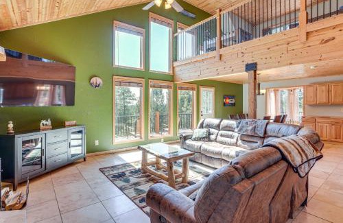 Pine Maison | 8 Mi to Staunton State Park Mtn-View Hideaway!