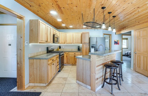 Pine Cabine | 8 Mi to Staunton State Park: Mtn-View Hideaway!