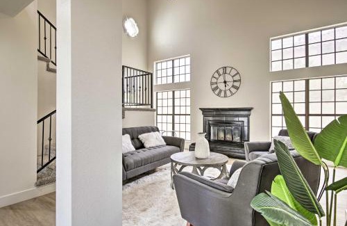 Glendale Maison | 8 mi to Westgate Family-Friendly Glendale Home!