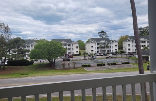 Carolina Forest Copropriété | 8 minutes from the oceanfront in a golfing community