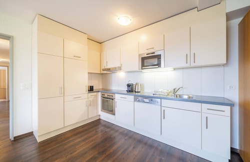 Ruetli Appartement | 8-person apartment in the holiday park Landal Vierwaldstättersee