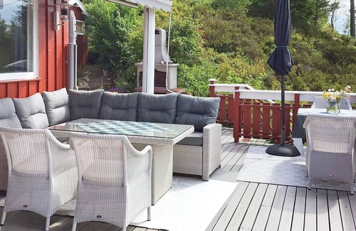 Hurum Maison | 8 person holiday home in Klokkarstua