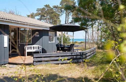 Bedegaard Maison | 8 person holiday home in Nexø
