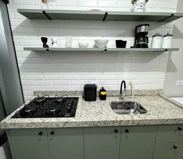Londrina Appartement | 8- Studio prox Uel e Shop catuai