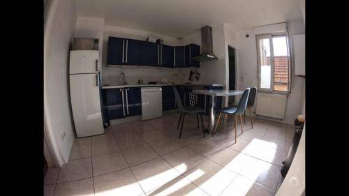 Patrotte Metz-Nord Appartement | 80 m² Appartement ∙ 3 chambres ∙ 6 personnes