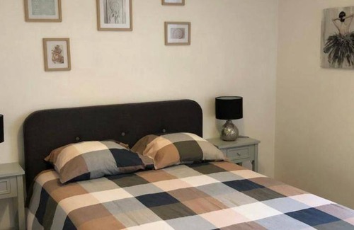 Mantes-la-Jolie Appartement | 80 m² Appartement ∙ 2 chambres ∙ 5 personnes