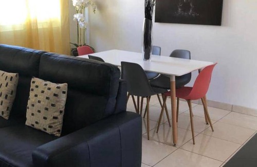Mantes-la-Jolie Appartement | 80 m² Appartement ∙ 2 chambres ∙ 5 personnes