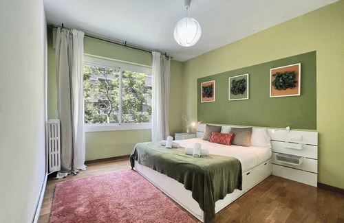 Sant Gervasi Appartement | 80 m² Appartement ∙ 3 chambres ∙ 6 personnes