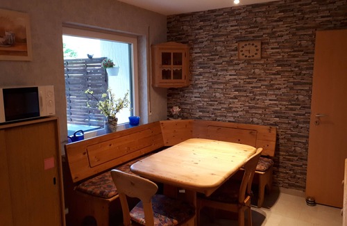 Sundern-Allendorf Appartement | 80 m², appartement sans obstacle famille, donnant sur le golf