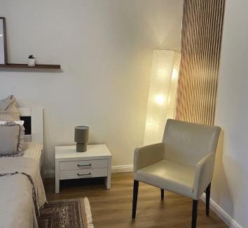 Priesendorf Appartement | 80 qm Stadtnahes Domizil im Grünen