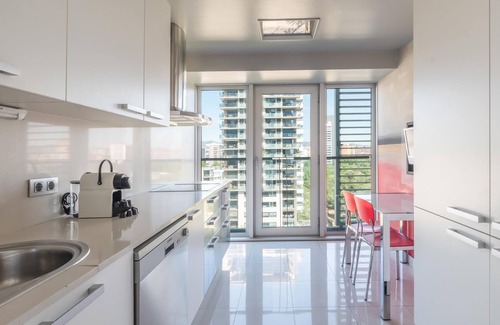 Diagonal Mar i el Front Maritim del Poblenou Appartement | 808 - Beachfront Apartment w/Pool