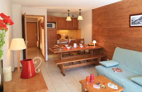 Plan Peisey Appartement | 250m du centre station, remise en forme, piscine, terrasse, balcon, télévision, casier à ski