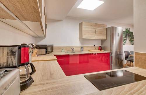 Genos Appartement | À 80m des pistes, bel appartement pour 15