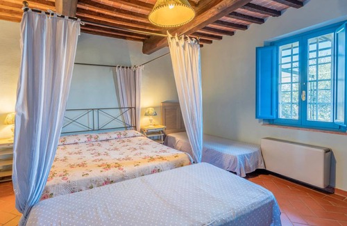 Stabbia Appartement | 81 m² Appartement ∙ 1 chambre ∙ 6 personnes