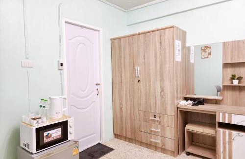 Lat Yao Appartement | 811-STP Homely room Free Wi-Fi and Near BTS Line